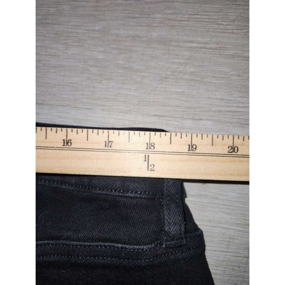 Ava & Viv Womens High Rise Midi Shorts Black Raw Hem Slim Fit Size 17 Stretch - Picture 5 of 6